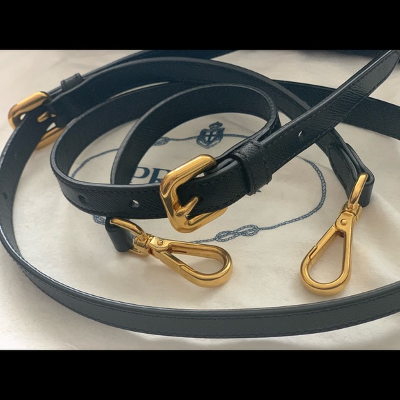 Prada Saffiano imprumtu - Picture 9 of 9